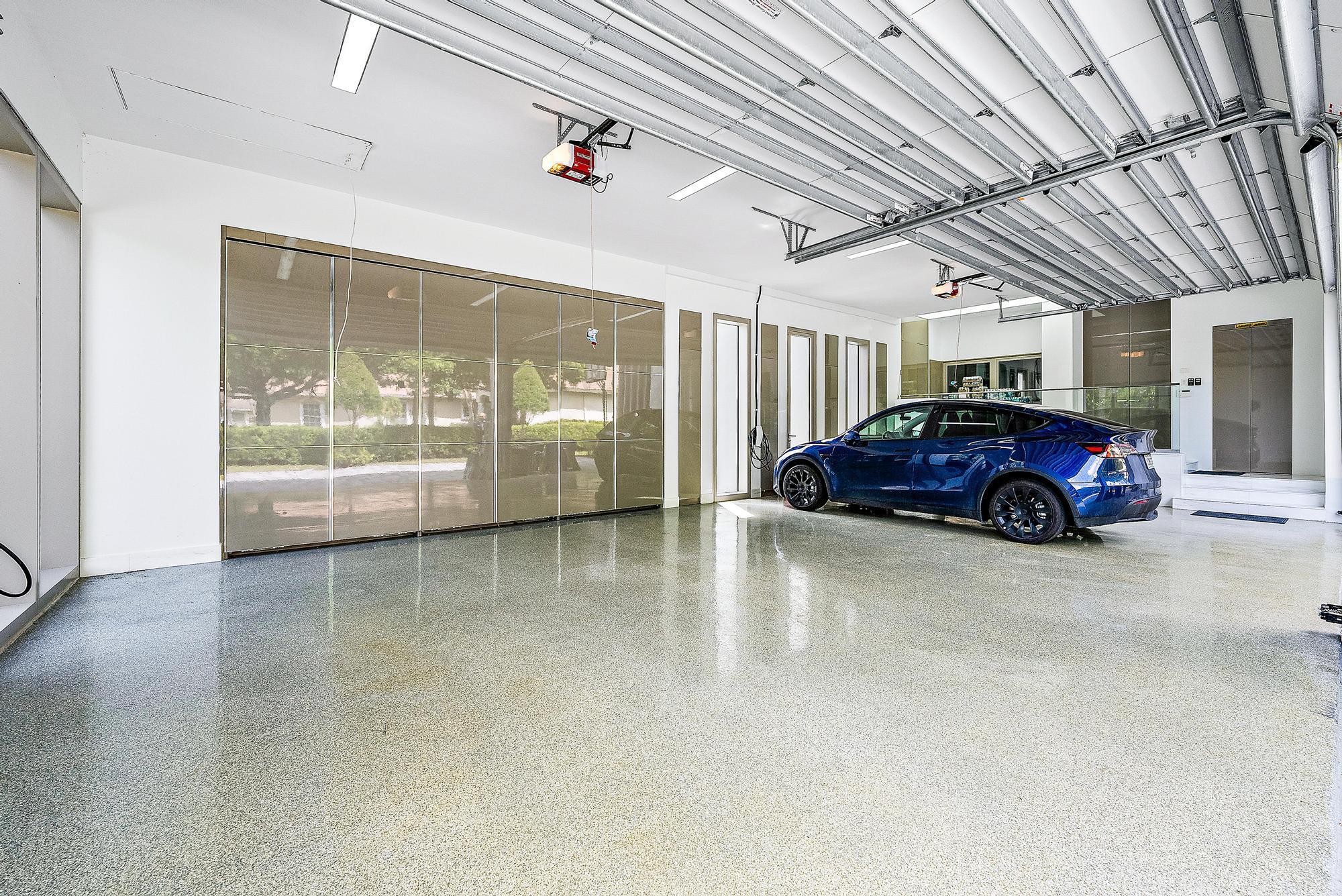 8119 Man O War, Palm Beach Gardens FL 33418