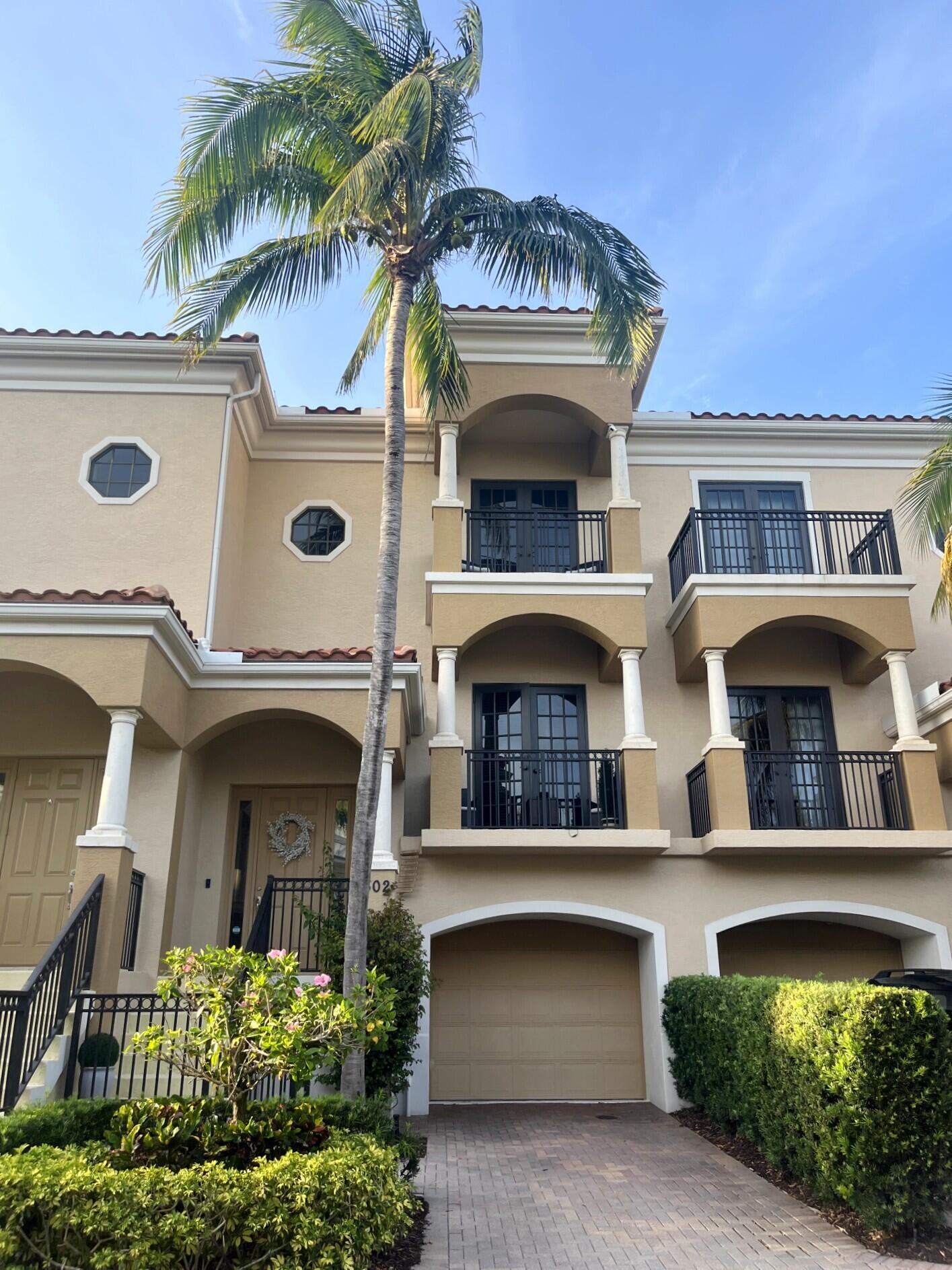 502 Del Sol, Tequesta FL 33469