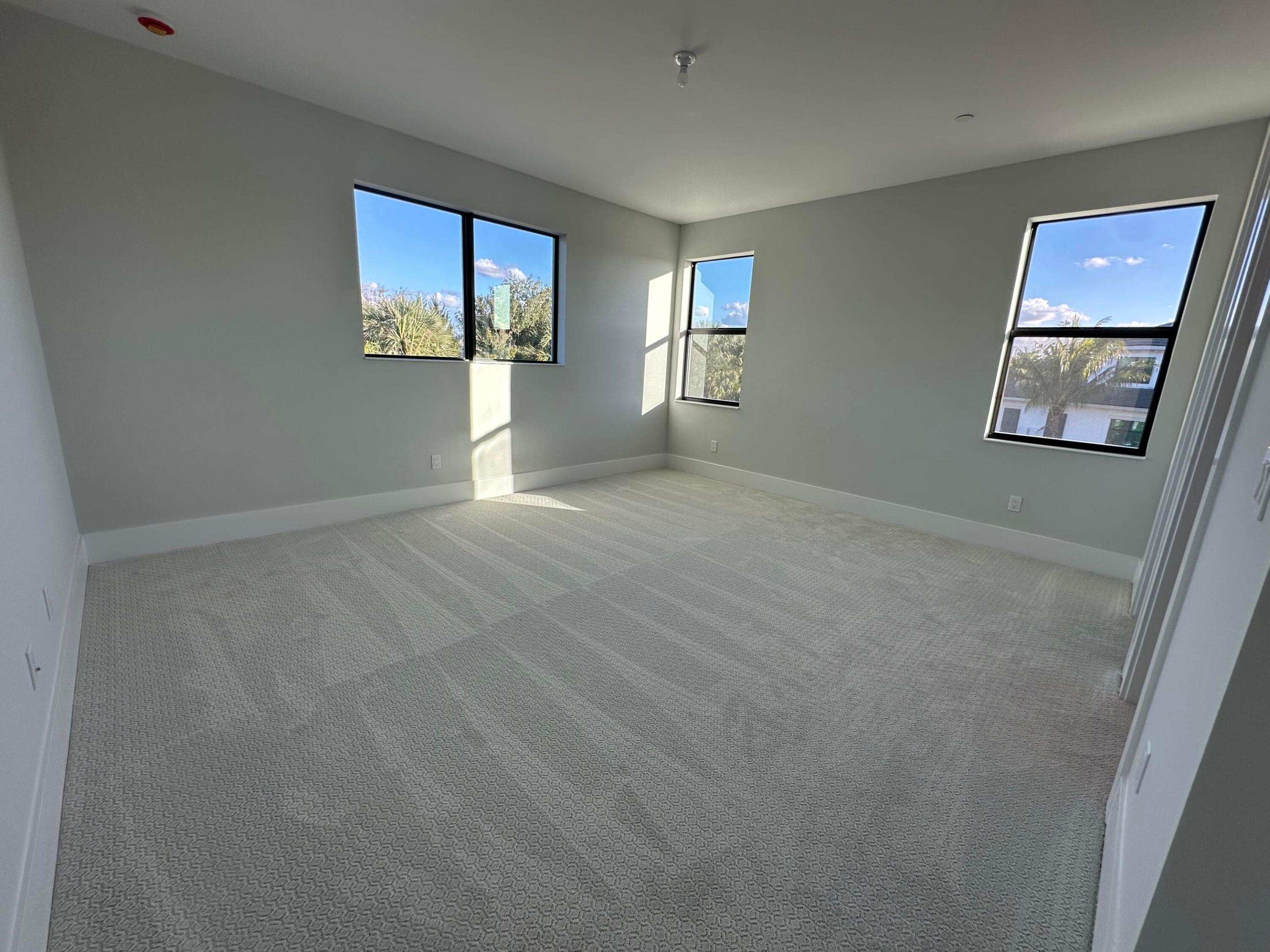 9180 Coral Isles #Lot 21, Palm Beach Gardens FL 33412
