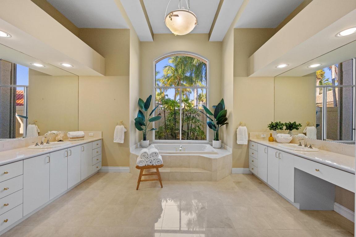 1648 Cypress Row, West Palm Beach FL 33411