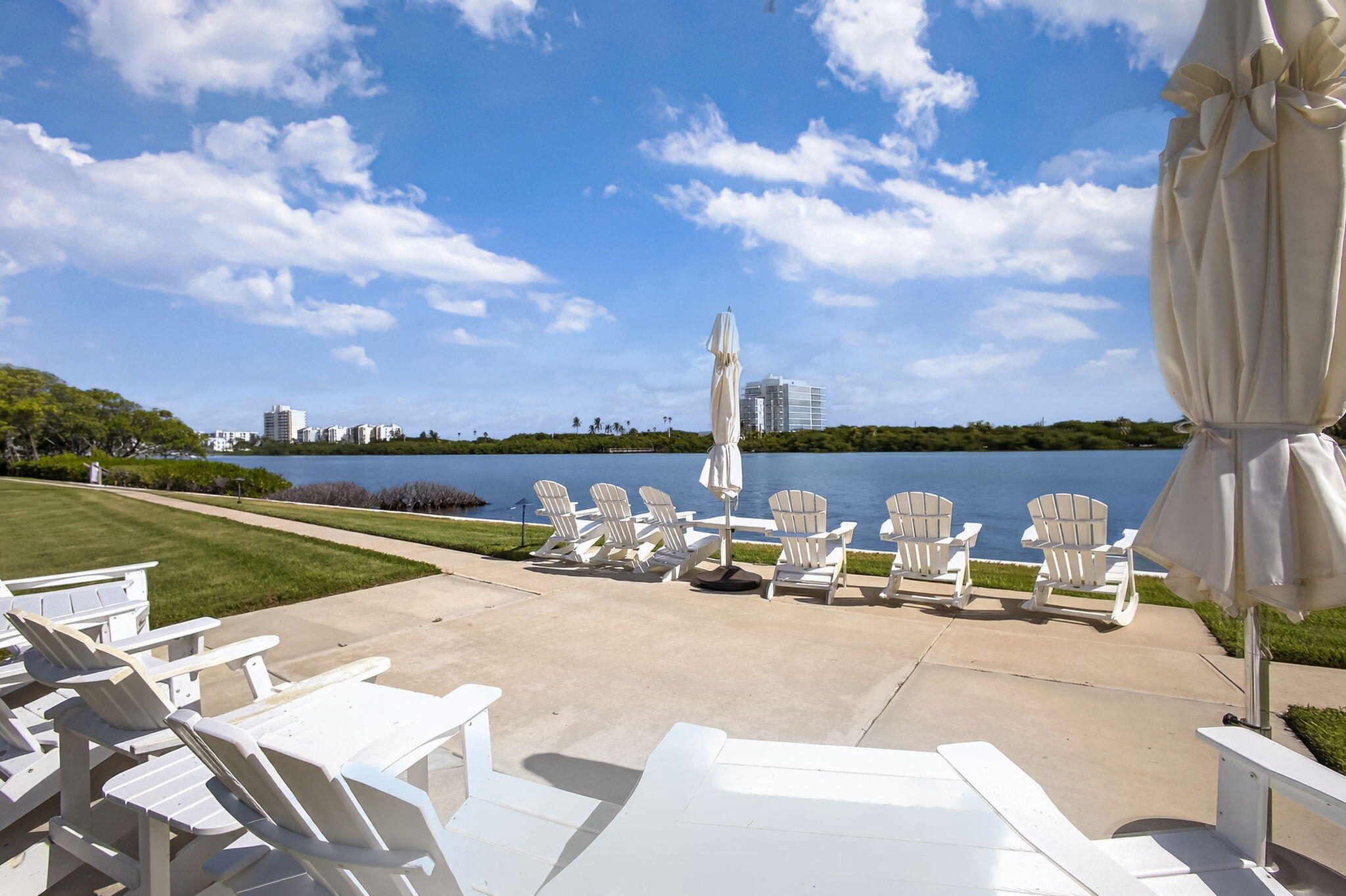 100 Waterway #A304, Tequesta FL 33469