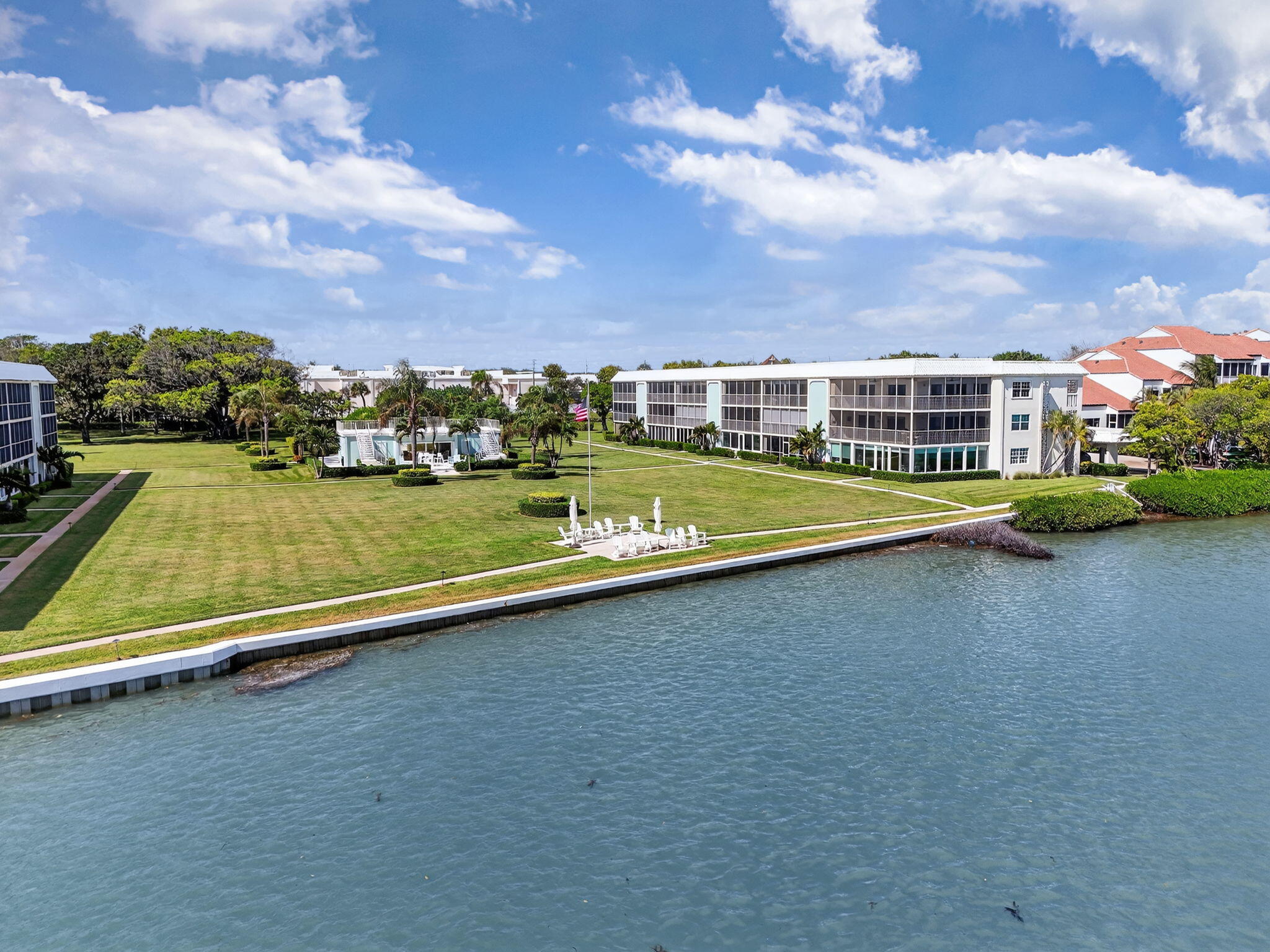 100 Waterway #A304, Tequesta FL 33469