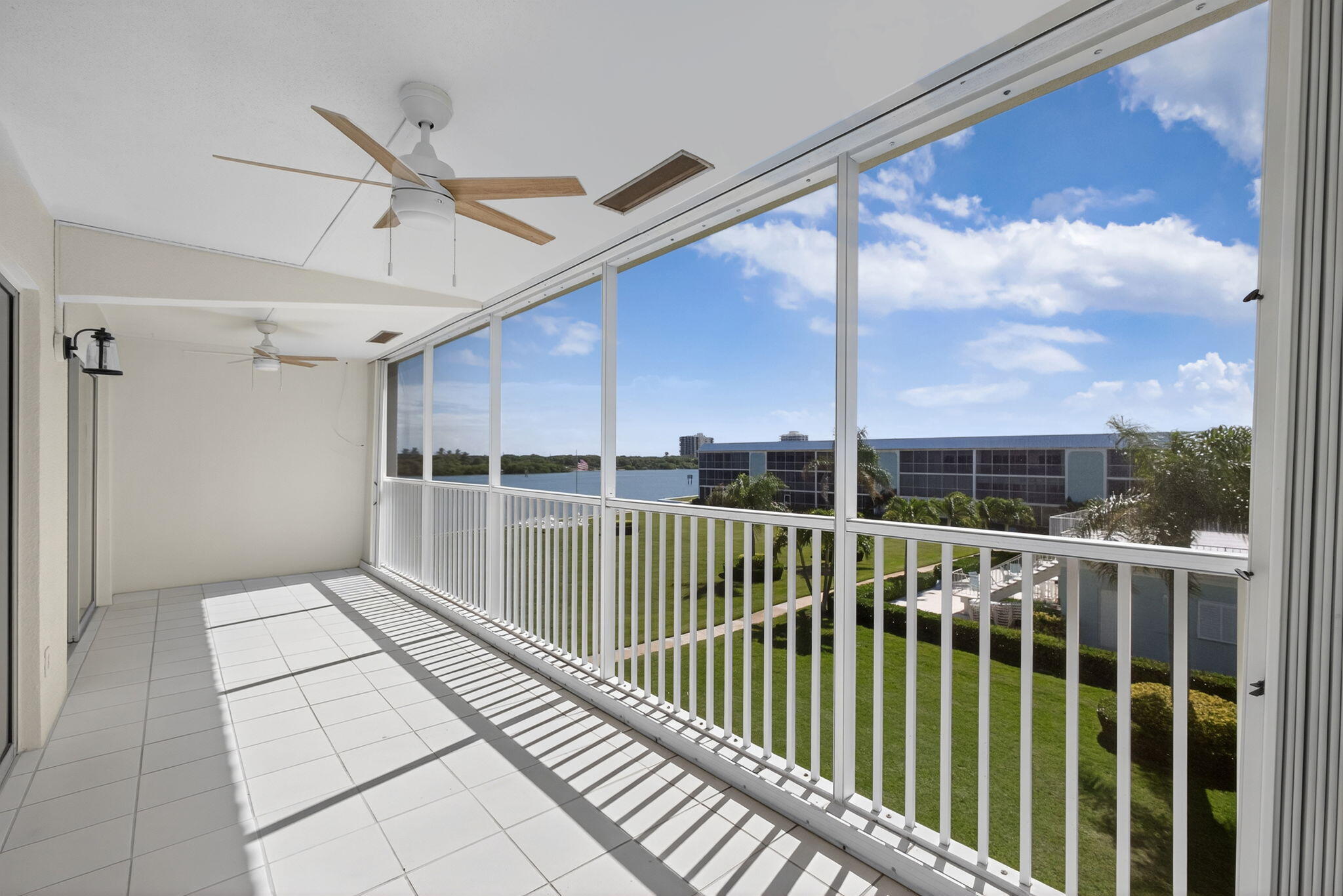 100 Waterway #A304, Tequesta FL 33469