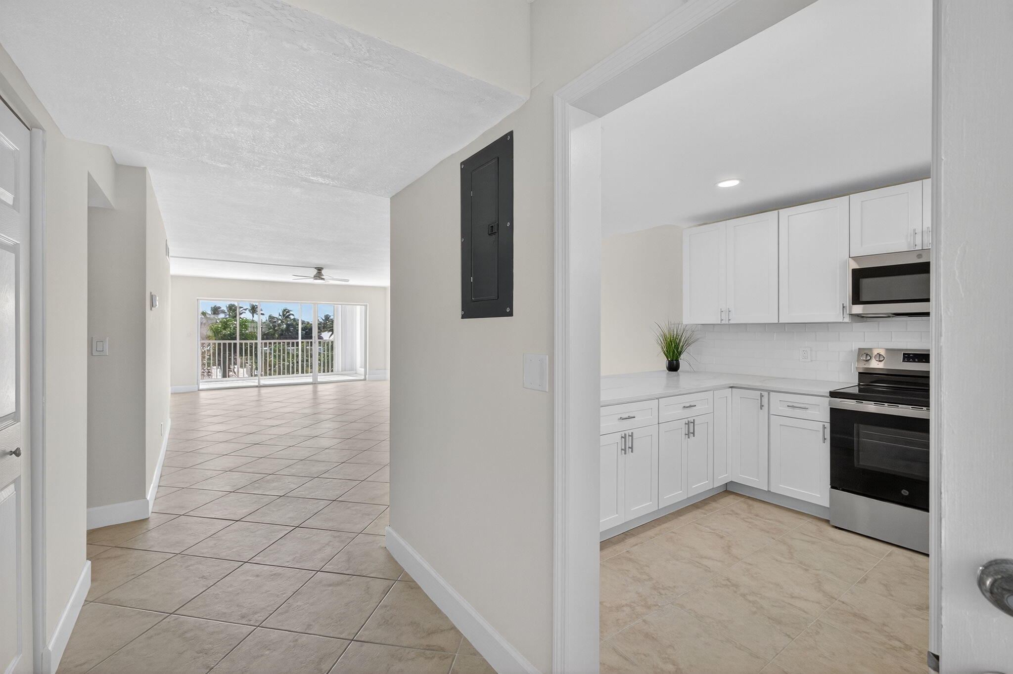 100 Waterway #A304, Tequesta FL 33469