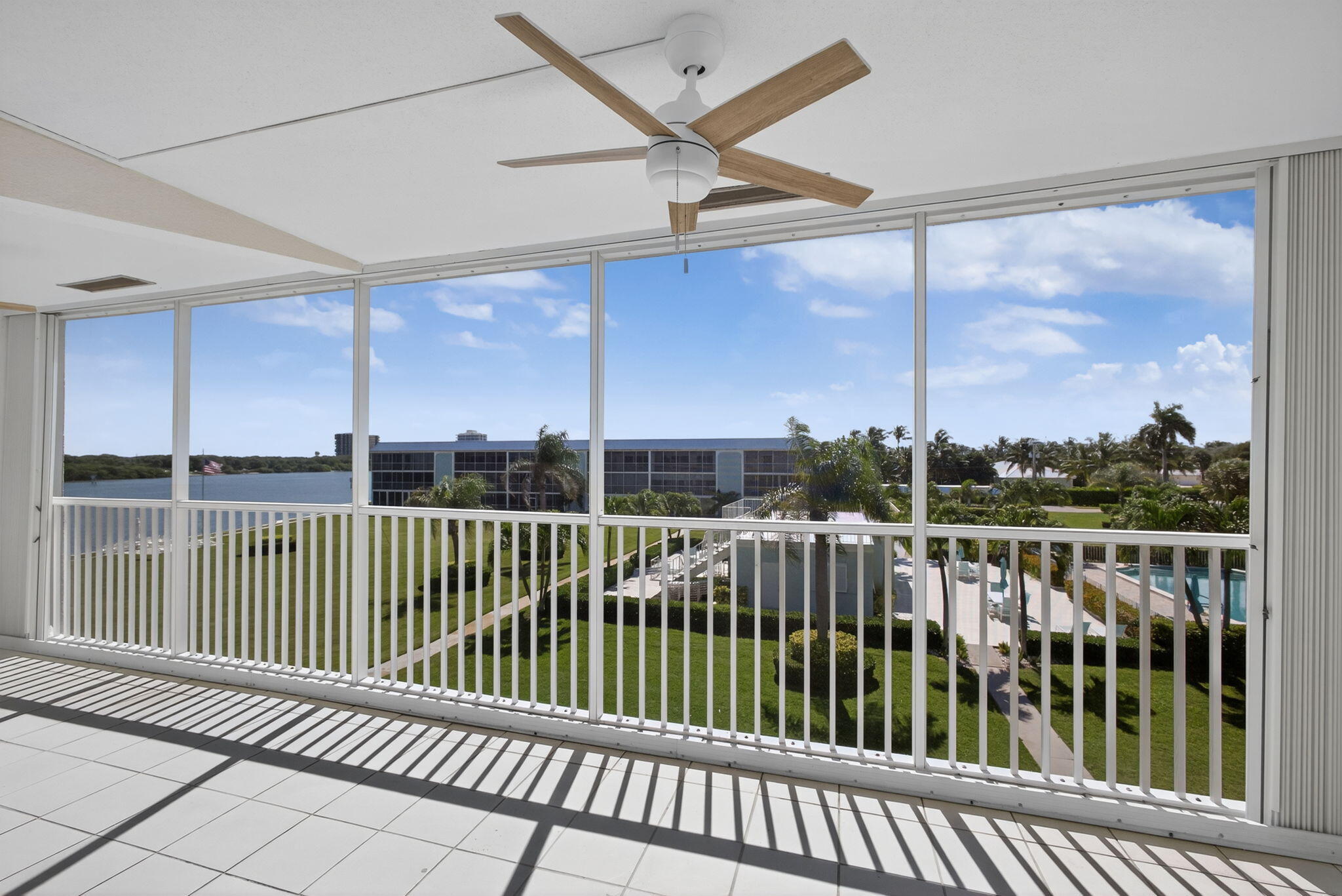 100 Waterway #A304, Tequesta FL 33469