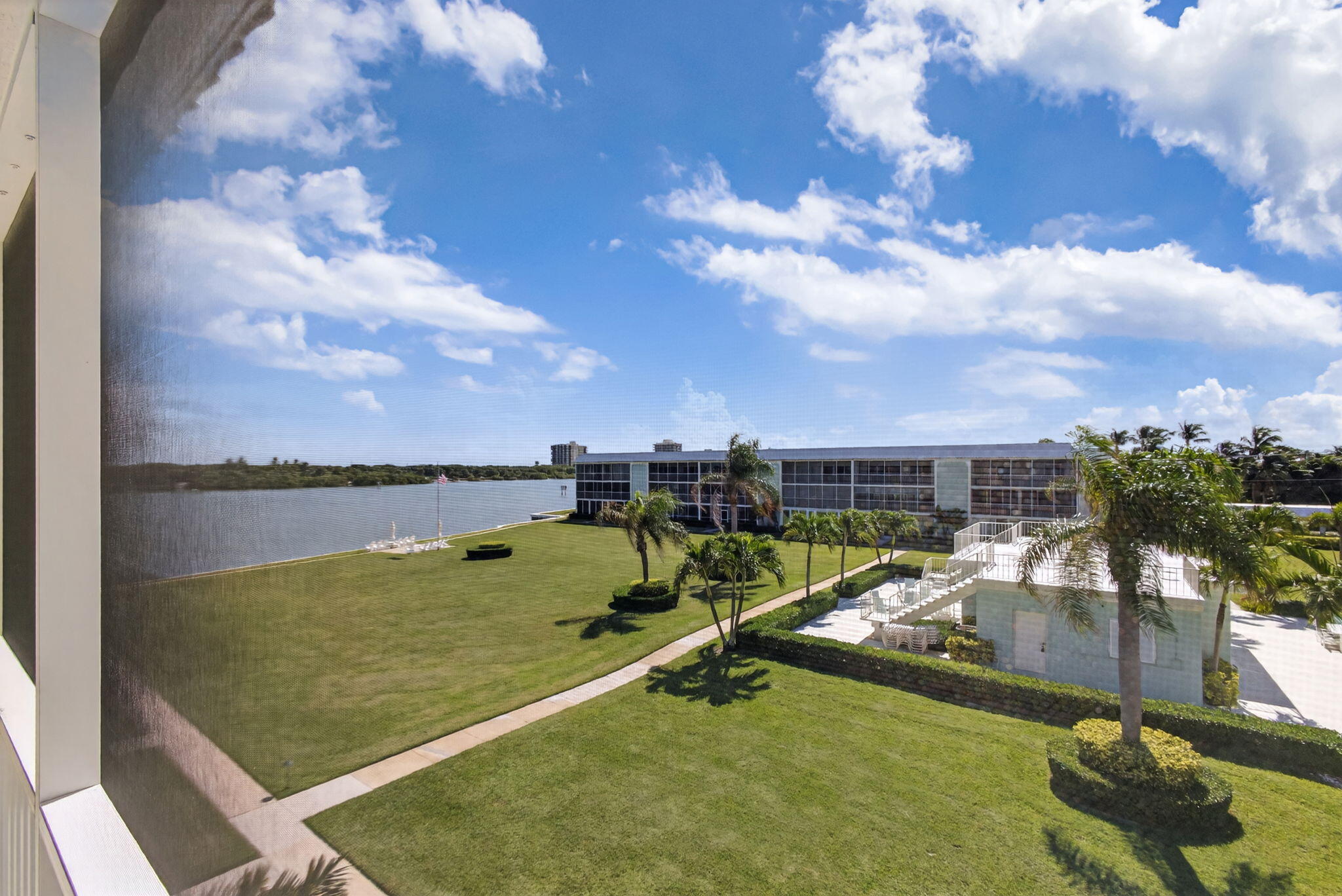100 Waterway #A304, Tequesta FL 33469