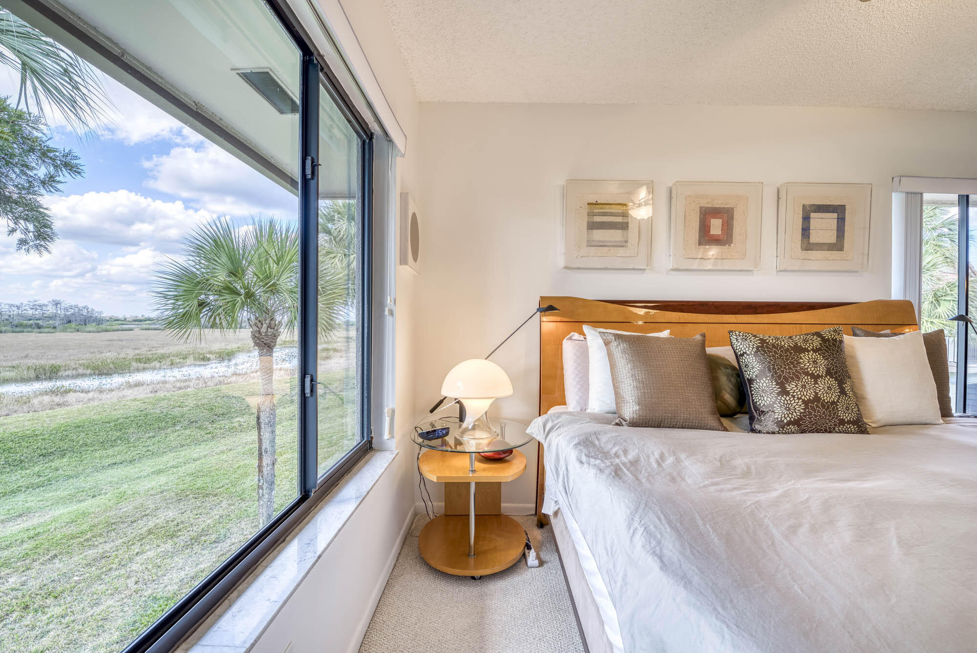 1111 Duncan #203, Palm Beach Gardens FL 33418