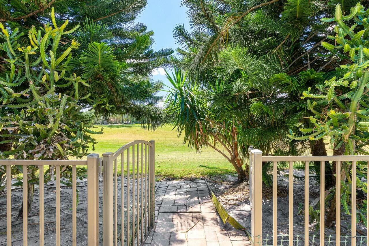 4800 Bocaire, Boca Raton FL 33487