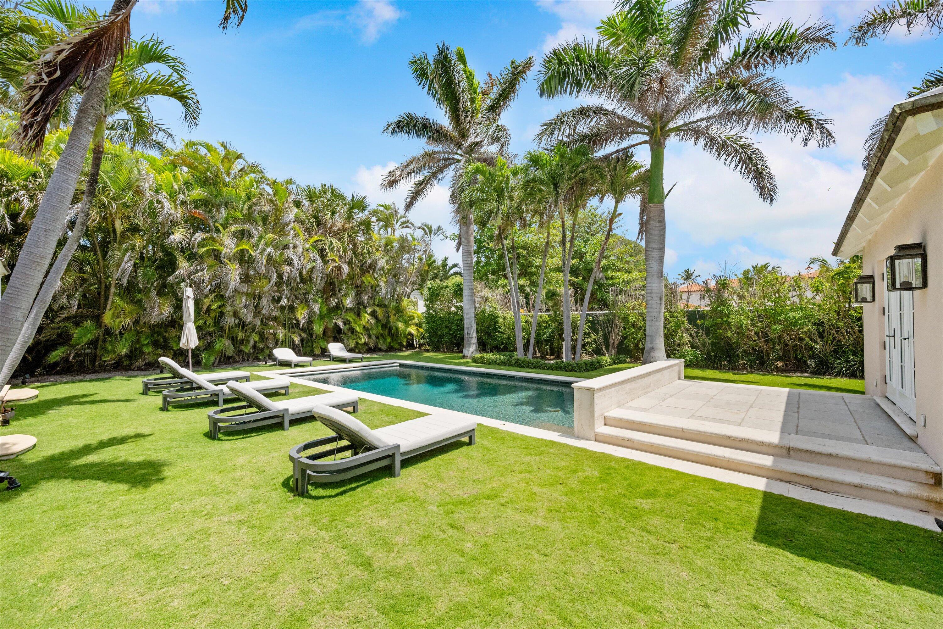 750 S County, Palm Beach FL 33480