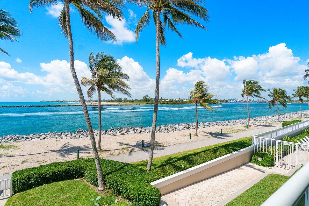 120 Inlet Way #204, Palm Beach Shores FL 33404