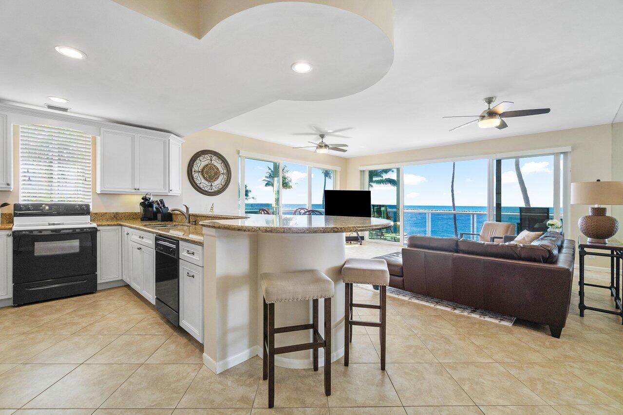 120 Inlet Way #204, Palm Beach Shores FL 33404