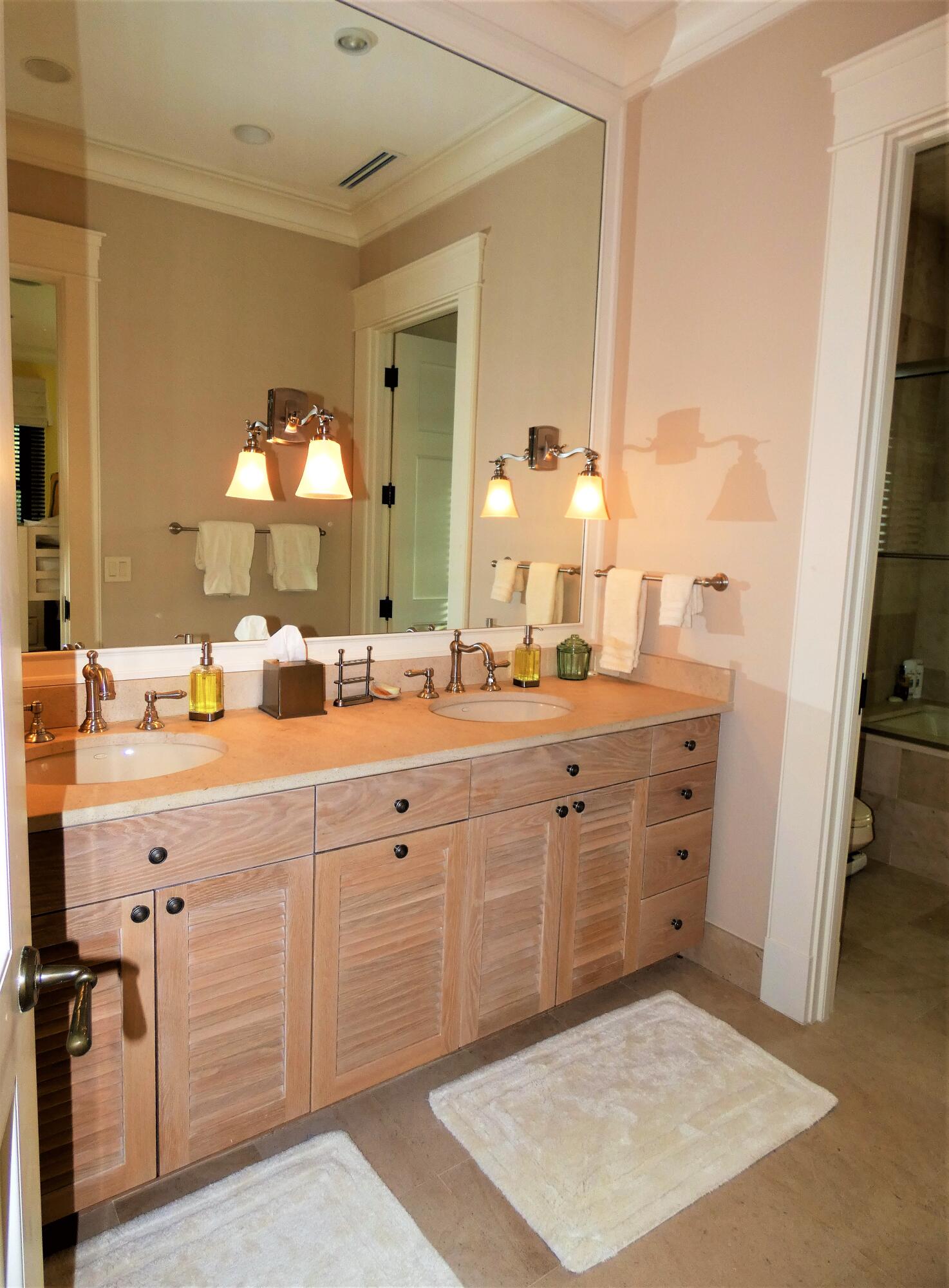 521 S Beach, Jupiter Island FL 33455