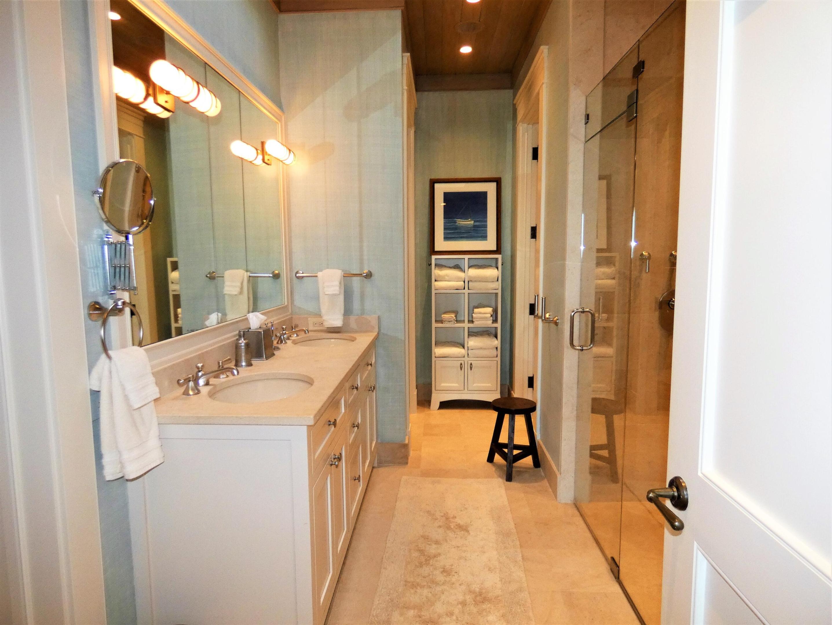 521 S Beach, Jupiter Island FL 33455