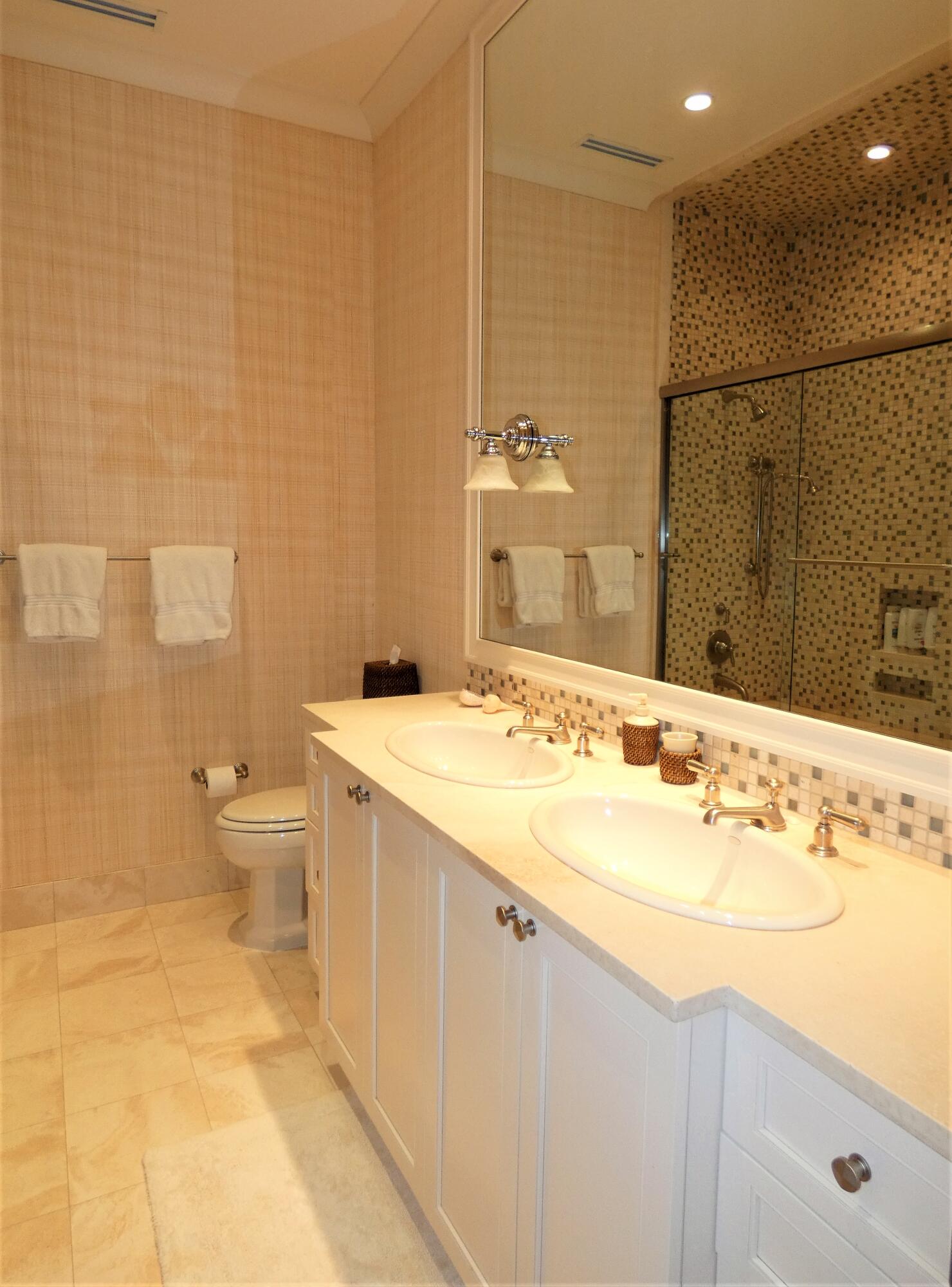 521 S Beach, Jupiter Island FL 33455