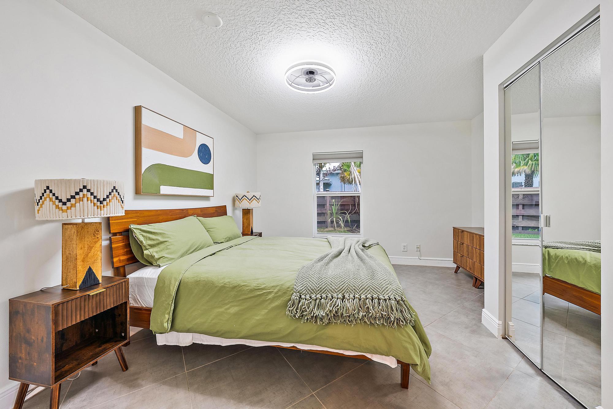 15129 Harriet, Jupiter FL 33458