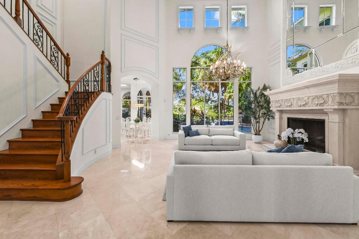 17665 Middlebrook, Boca Raton FL 33496