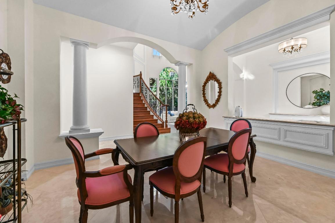 17665 Middlebrook, Boca Raton FL 33496