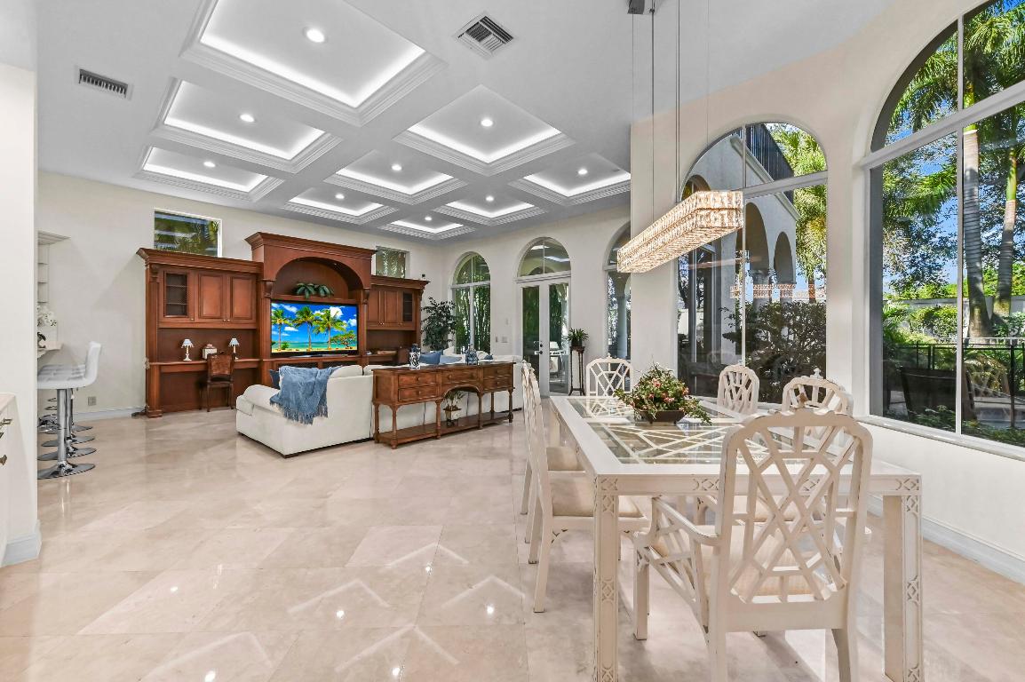 17665 Middlebrook, Boca Raton FL 33496