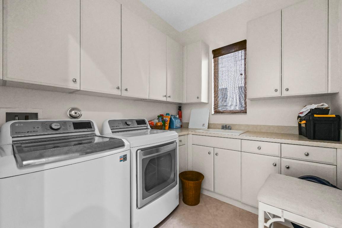 17665 Middlebrook, Boca Raton FL 33496