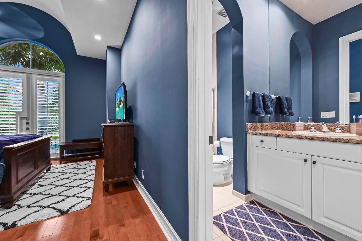 17665 Middlebrook, Boca Raton FL 33496