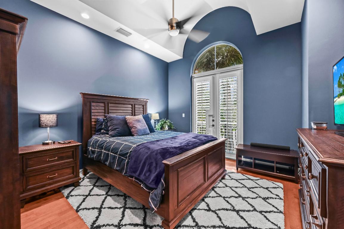 17665 Middlebrook, Boca Raton FL 33496