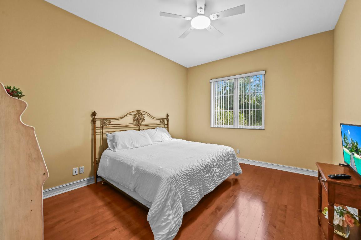 17665 Middlebrook, Boca Raton FL 33496