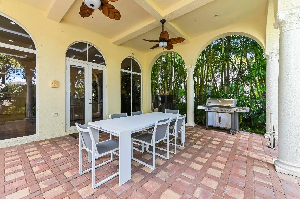 17665 Middlebrook, Boca Raton FL 33496