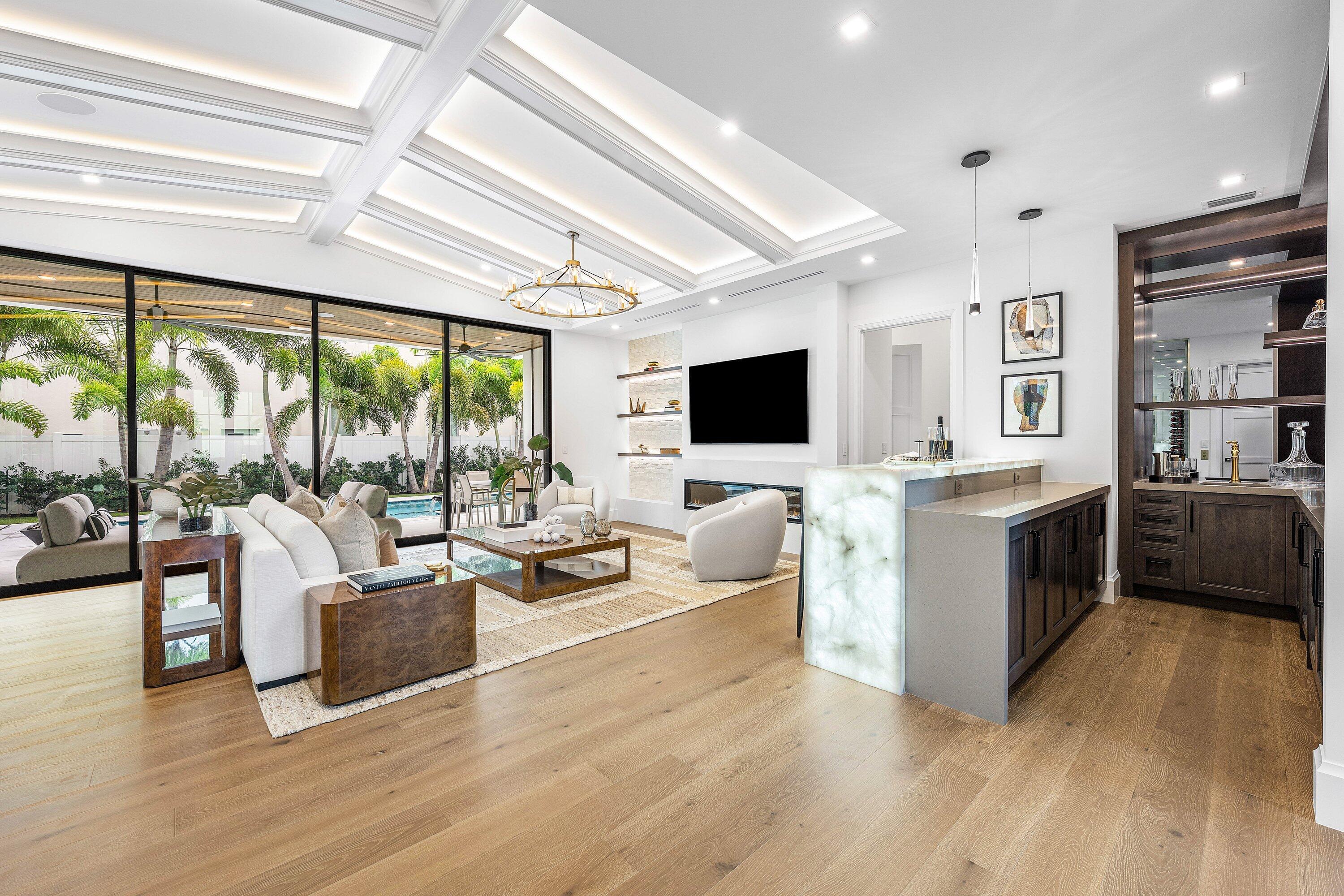 201 NE 4th, Boca Raton FL 33432