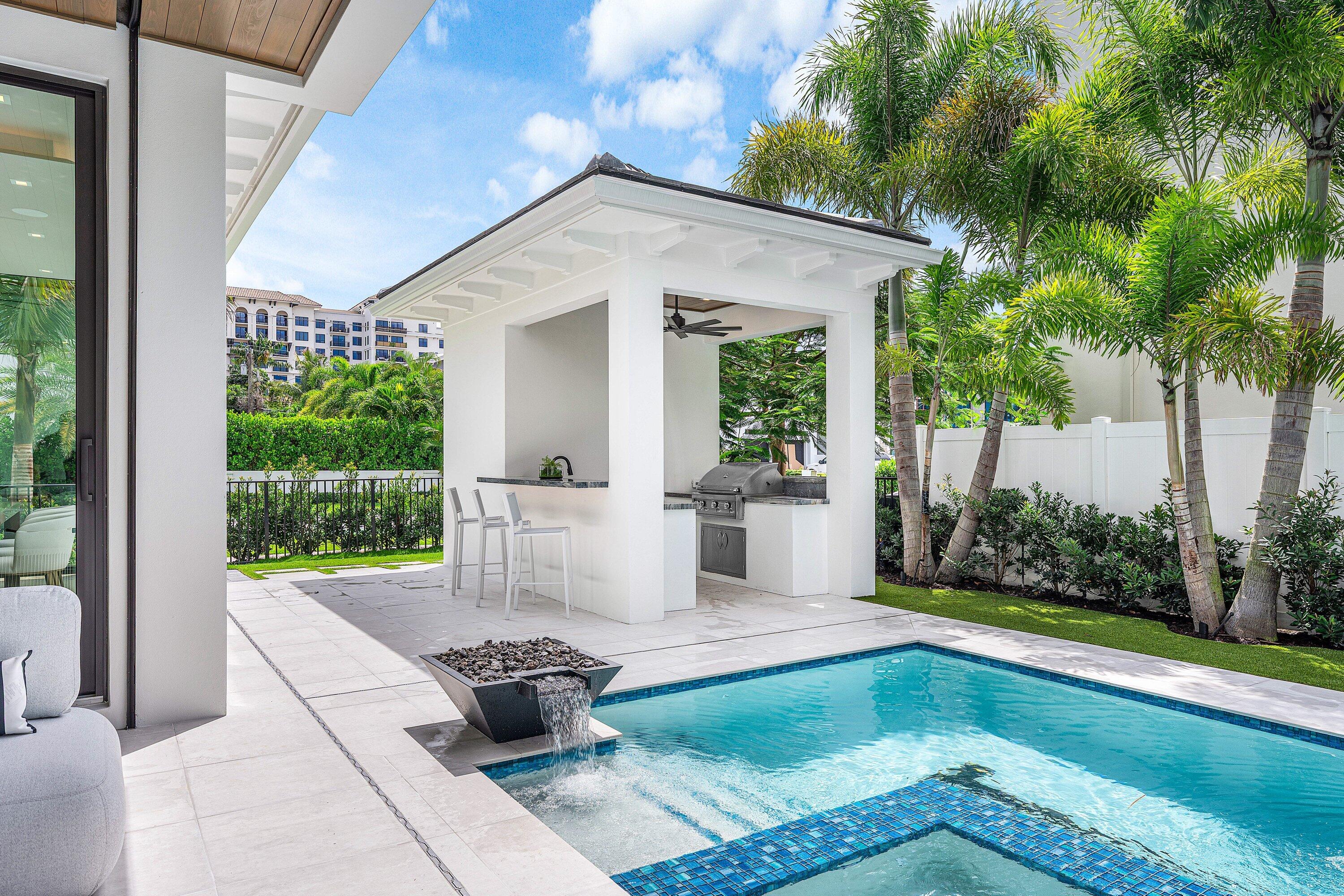 201 NE 4th, Boca Raton FL 33432