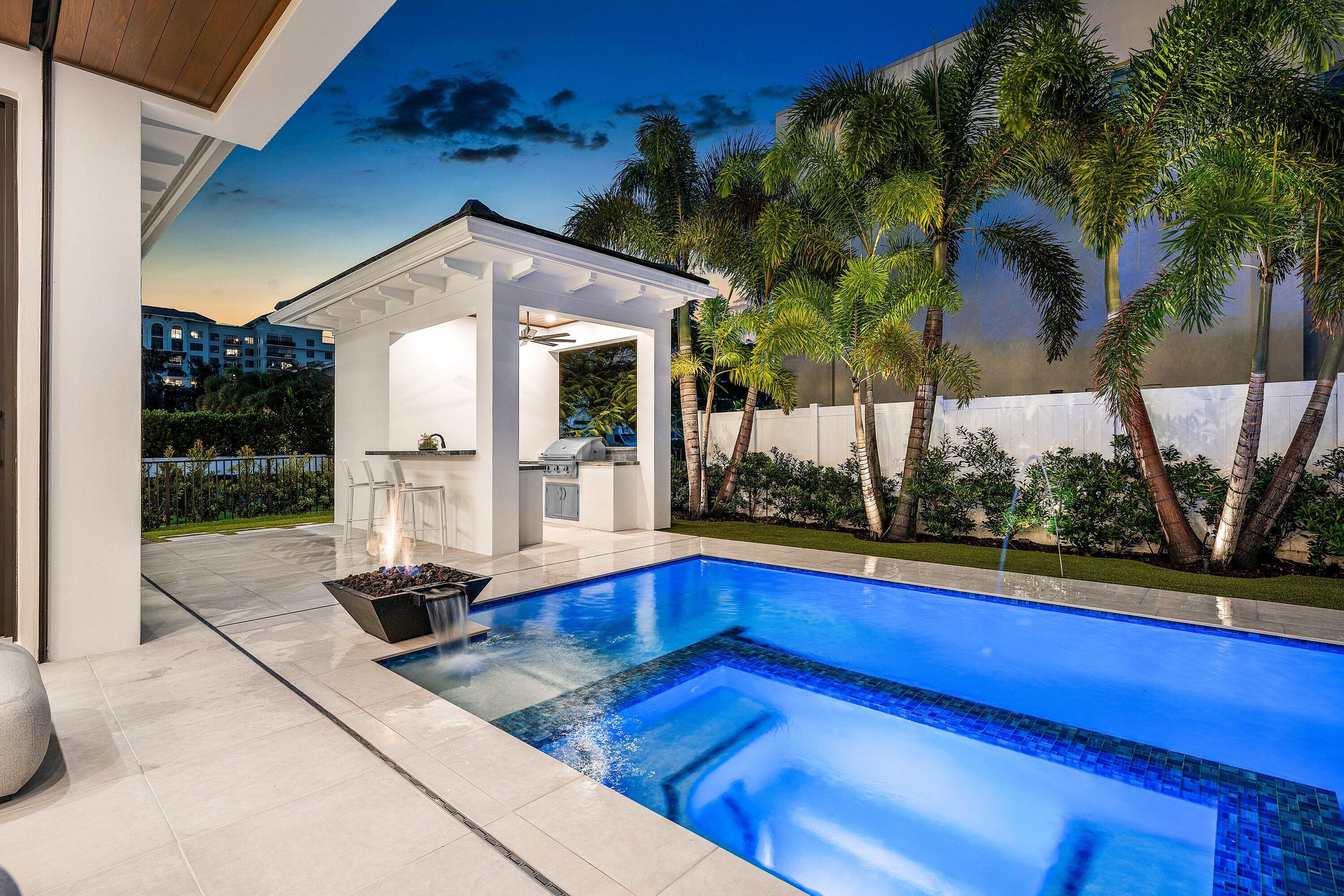 201 NE 4th, Boca Raton FL 33432