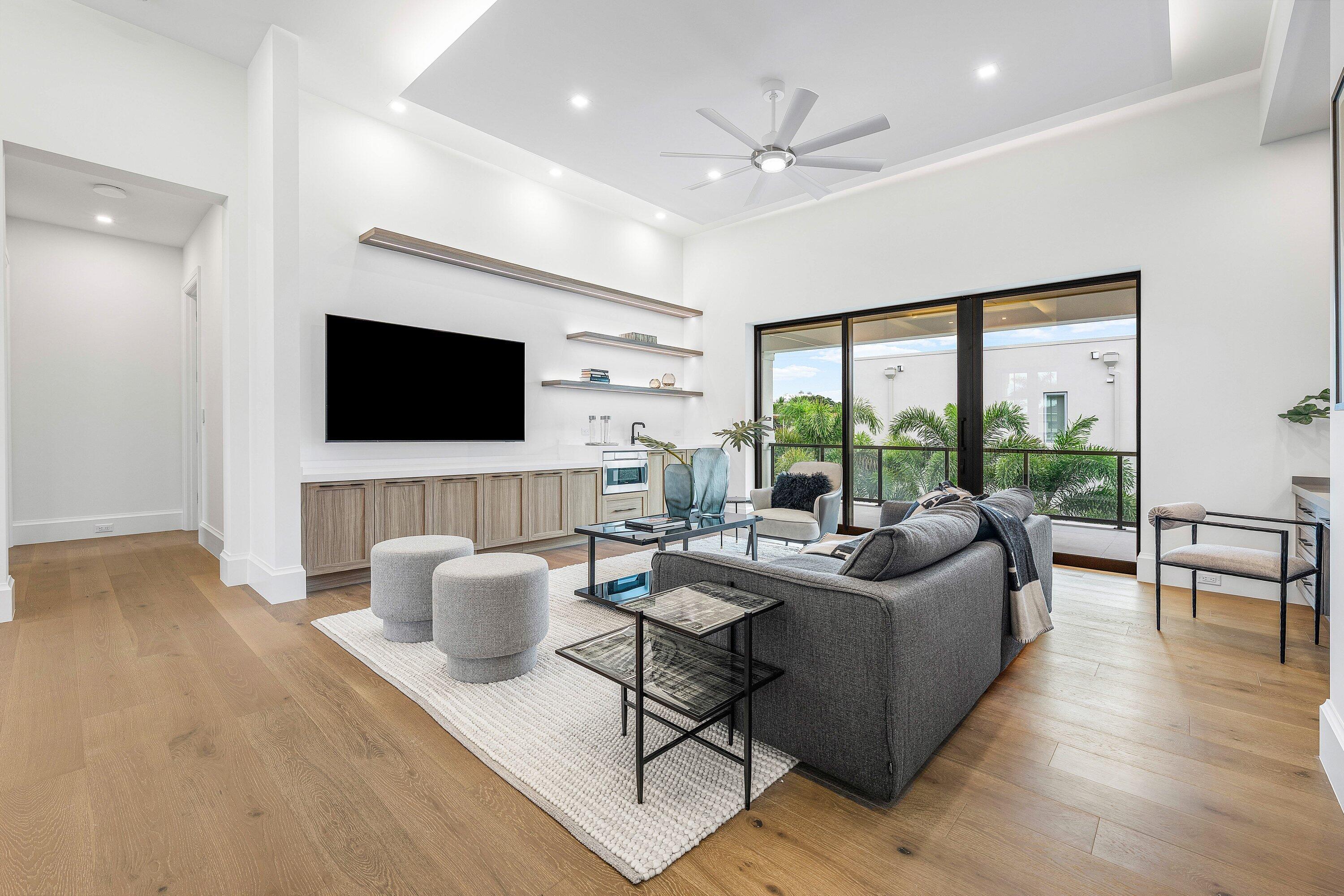 201 NE 4th, Boca Raton FL 33432