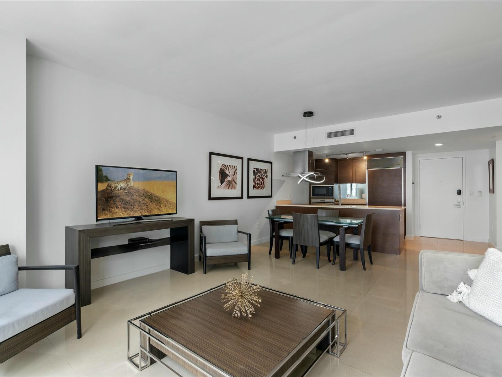 485 Brickell Avenue #2107, Miami FL 33131