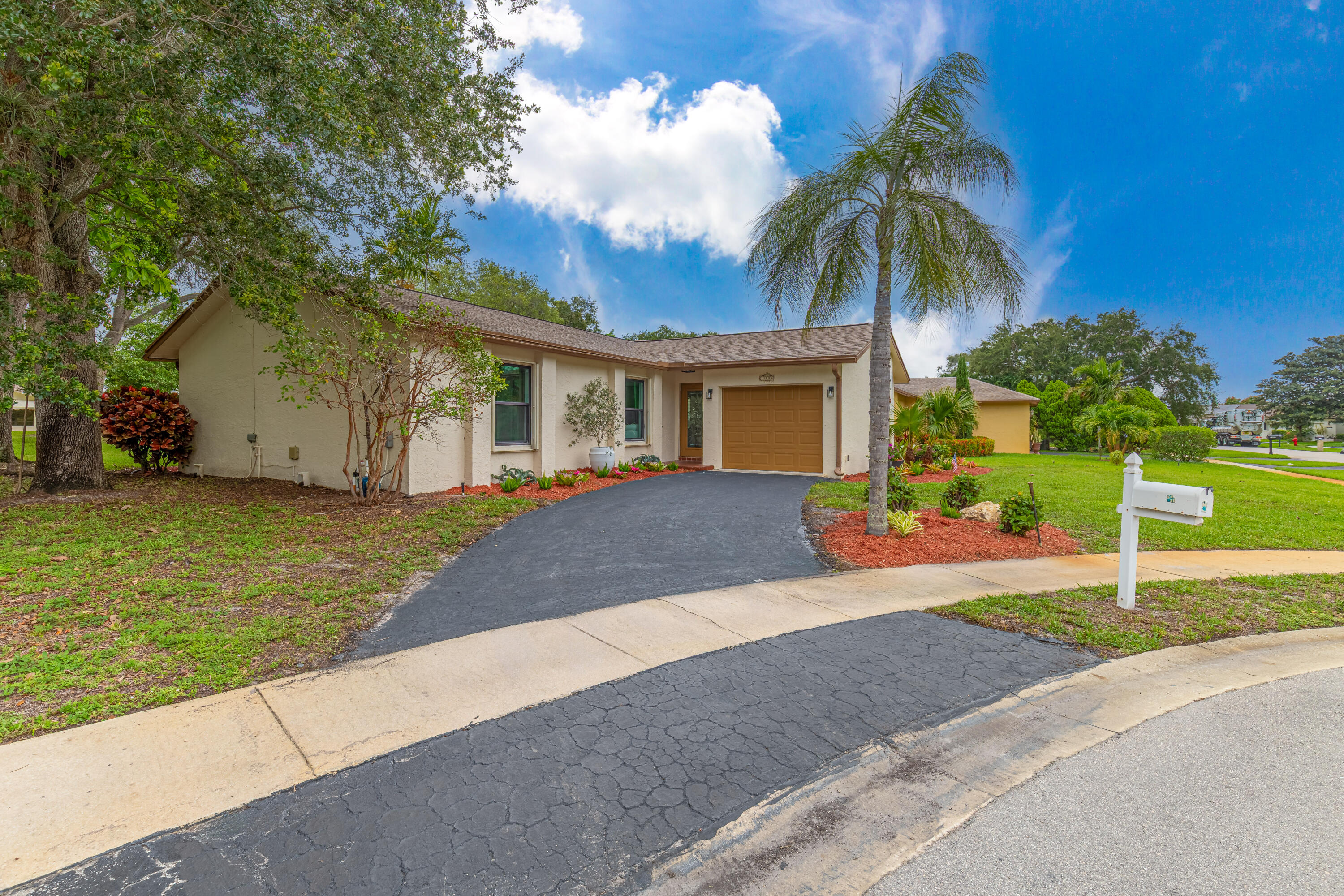 18085 102nd, Boca Raton FL 33498