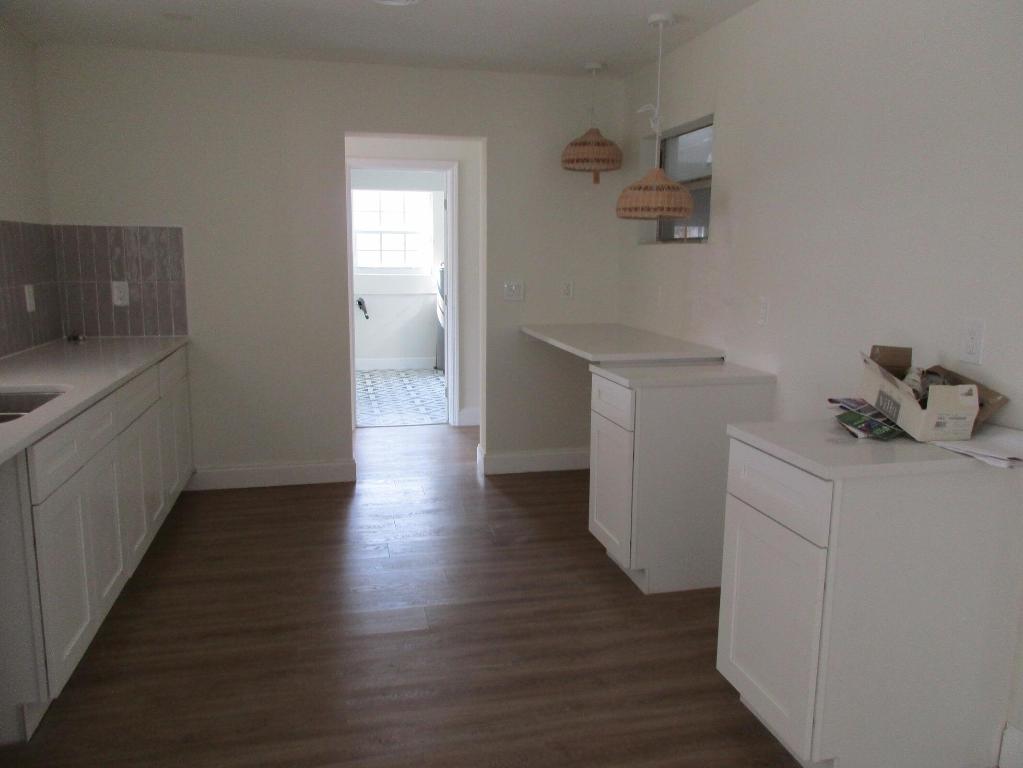 806 Minnesota, Lantana FL 33462