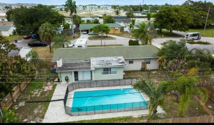 806 Minnesota, Lantana FL 33462