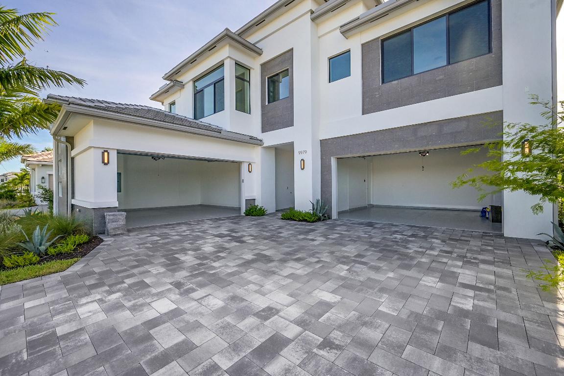 9979 Migration Point, Palm Beach Gardens FL 33412