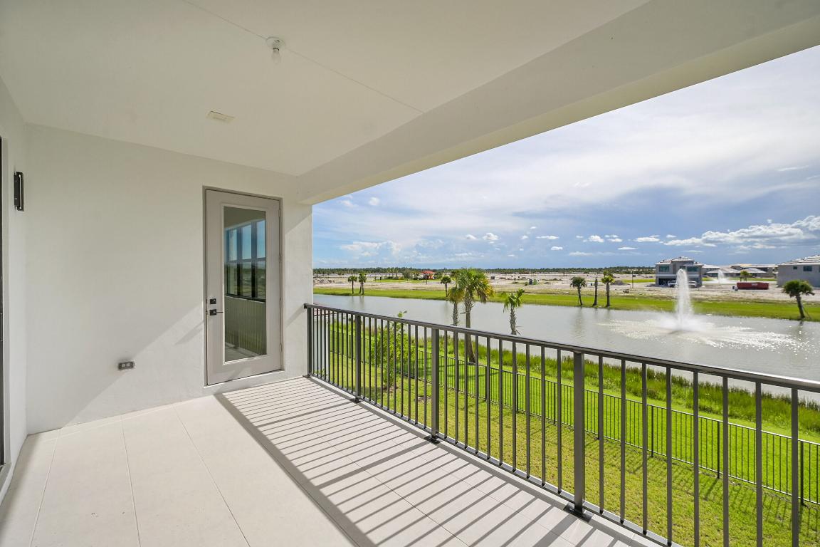 9979 Migration Point, Palm Beach Gardens FL 33412