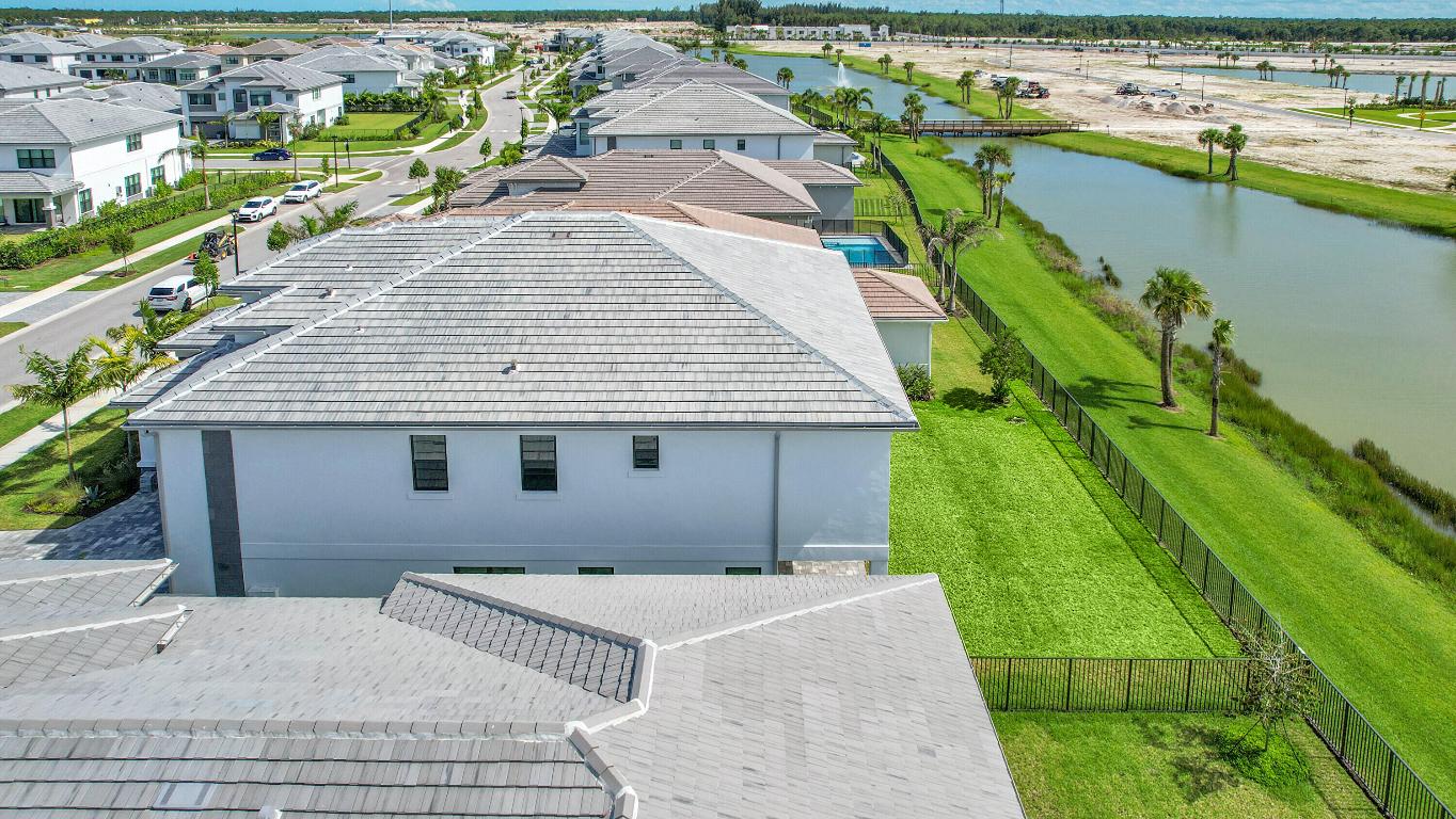 9979 Migration Point, Palm Beach Gardens FL 33412