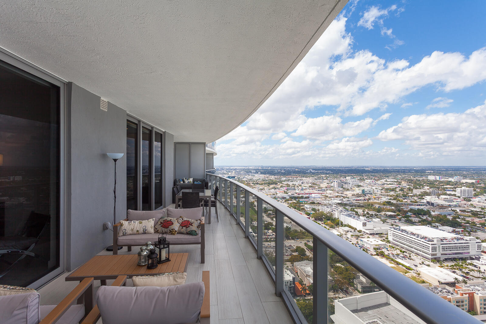 488 NE 18th #4711, Miami FL 33132