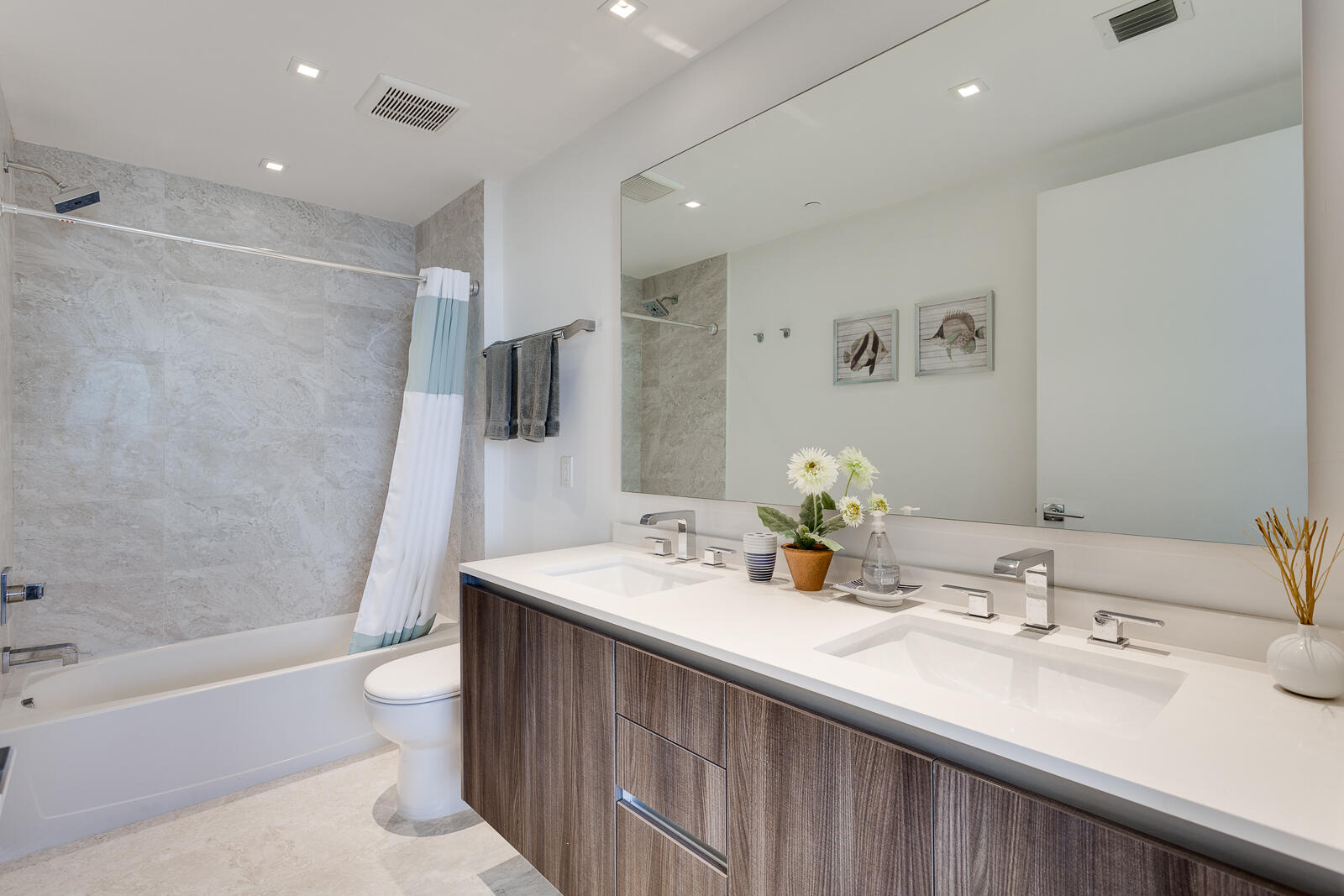 488 NE 18th #4711, Miami FL 33132