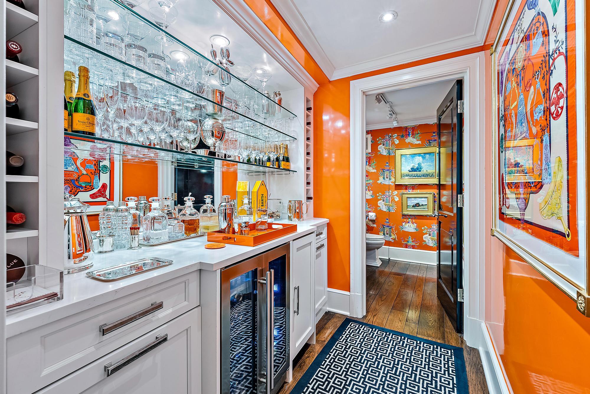 100 Royal Palm #F1, Palm Beach FL 33480