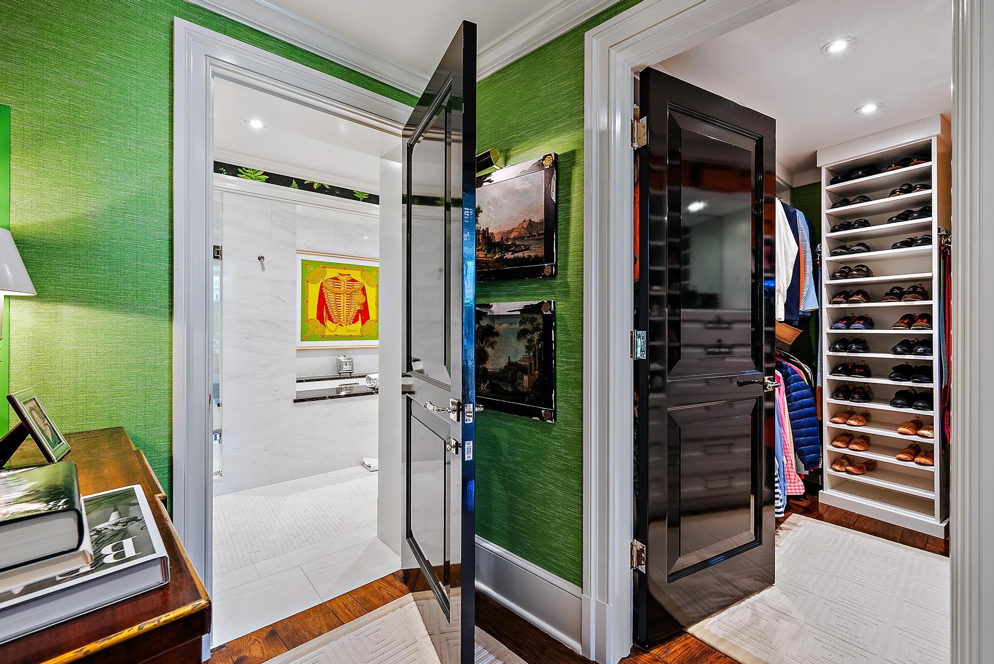 100 Royal Palm #F1, Palm Beach FL 33480
