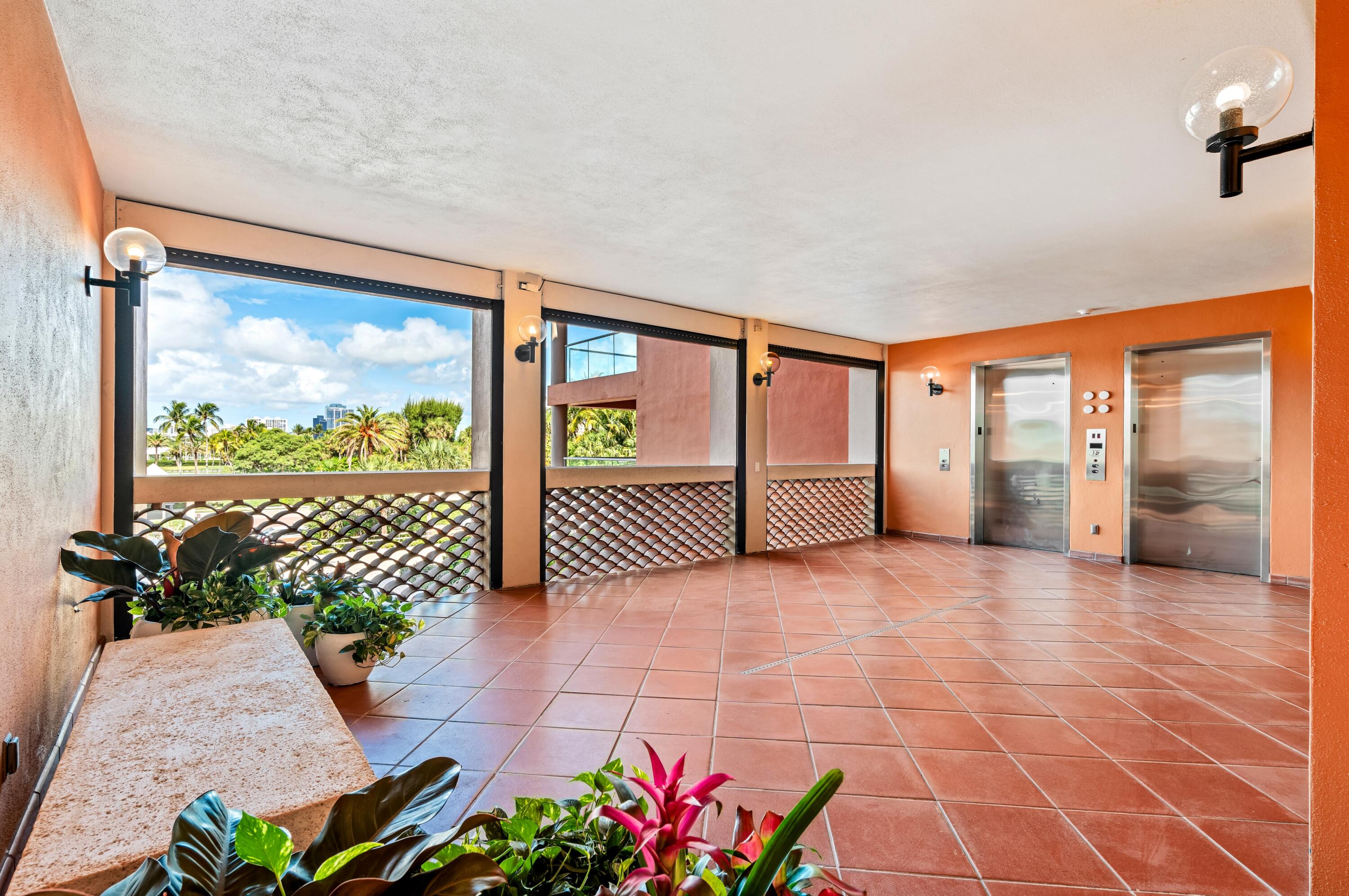 2 N Breakers #N25, Palm Beach FL 33480