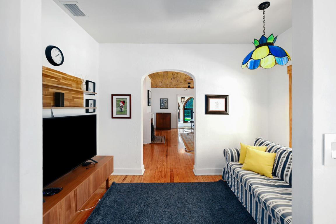 801 Hibiscus, Boca Raton FL 33486