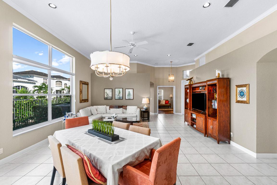 4252 NW 66th, Boca Raton FL 33496