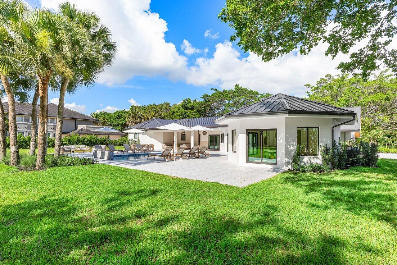 8090 Twin Lake, Boca Raton FL 33496