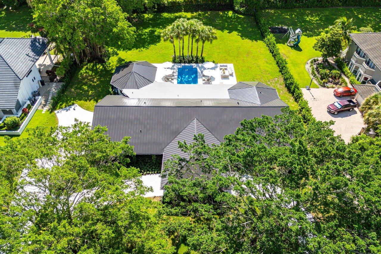 8090 Twin Lake, Boca Raton FL 33496