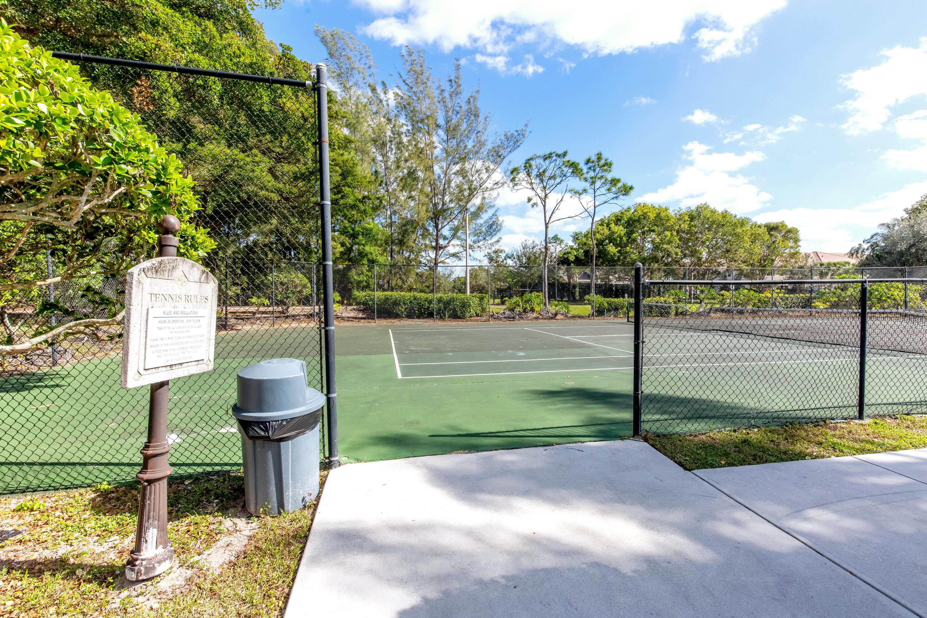 1100 Crestwood #1110, Royal Palm Beach FL 33411