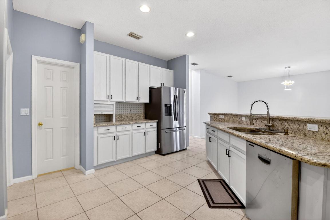 1282 Pebble Ridge, West Palm Beach FL 33411