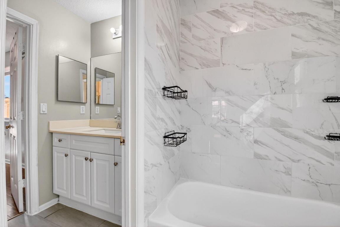 1282 Pebble Ridge, West Palm Beach FL 33411